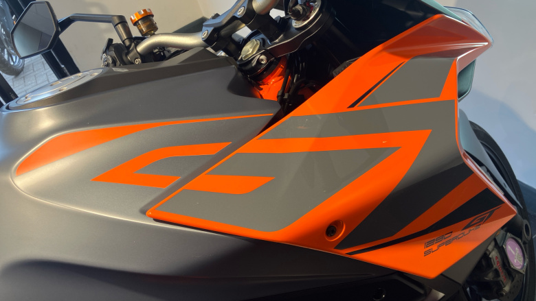 Ktm Superduke 1290 Super Duke GT (23MY)